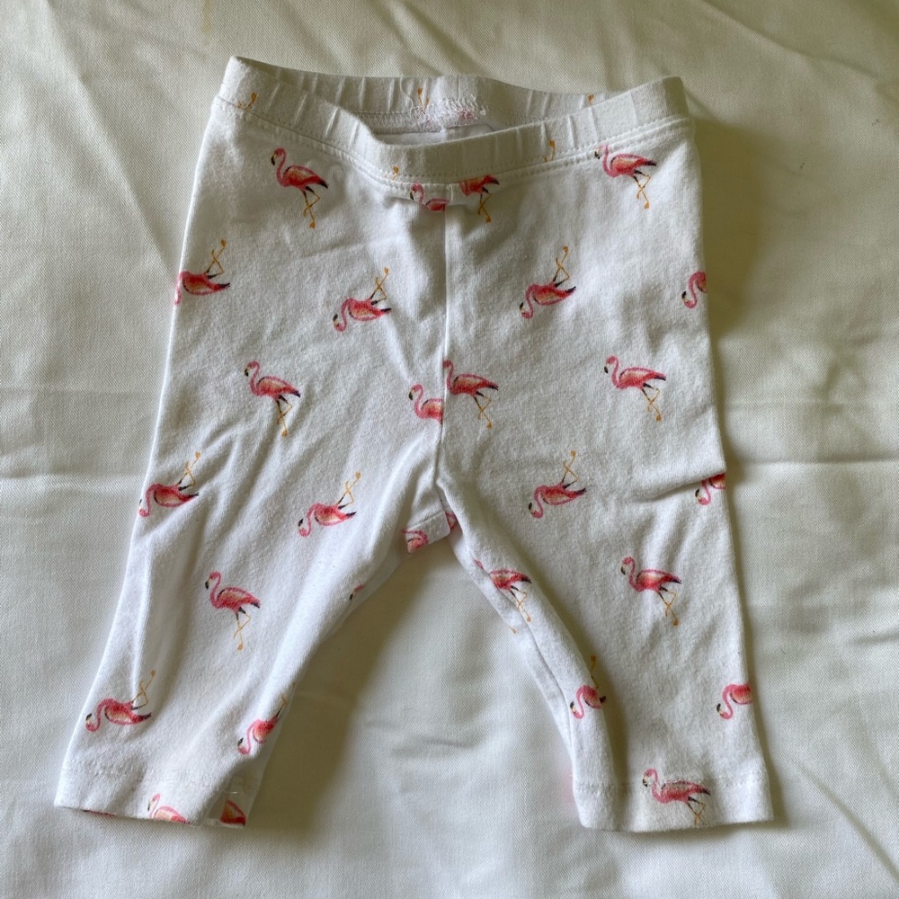 Old Navy flamingo print Capri leggings